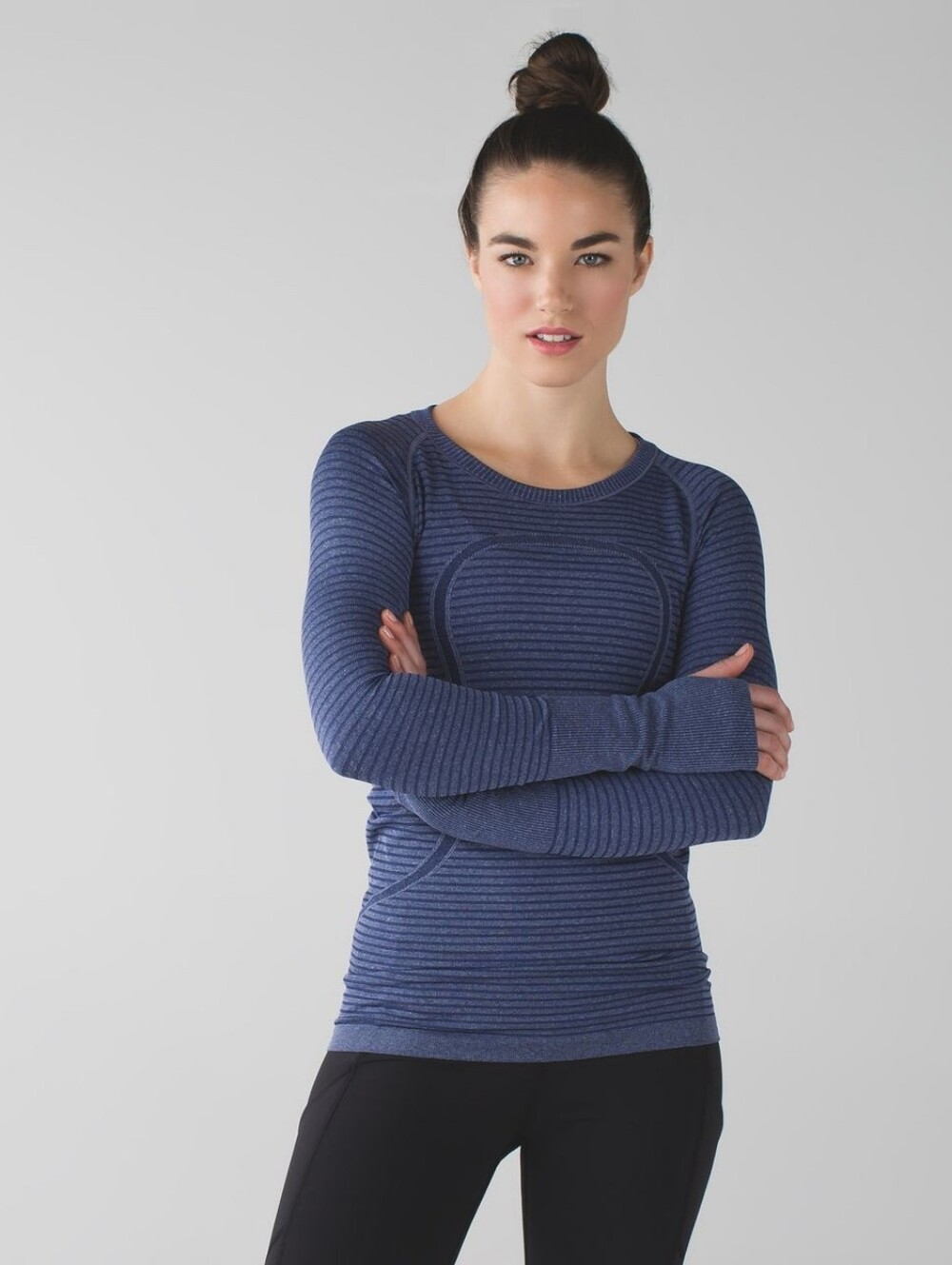 Lululemon Swiftly Tech Long Sleeve CrewHeathered Hero Blue Size 6